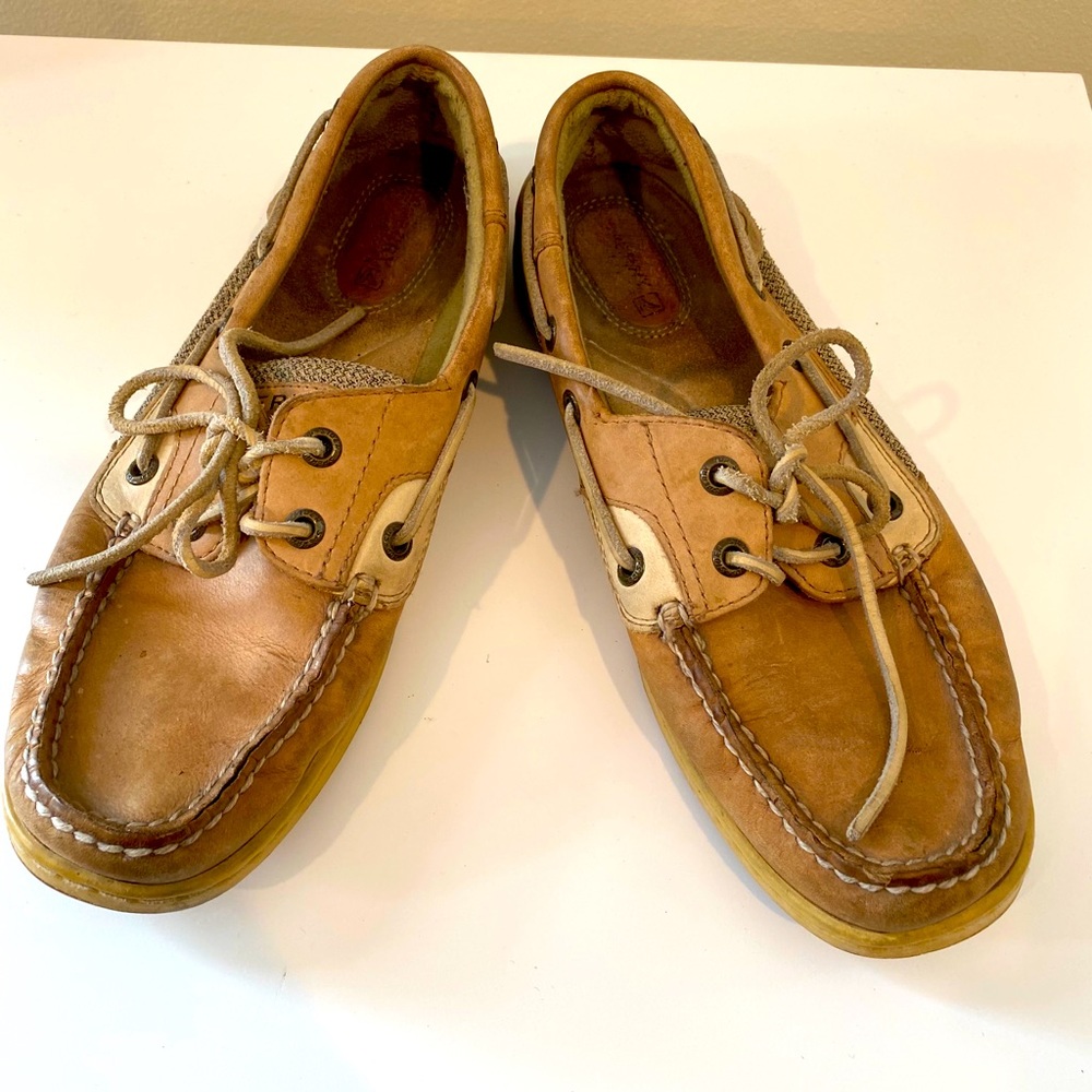 Sperry Boat Shoes- Size 7.5